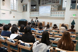 Photo of English Worship